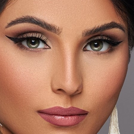 Dahab Lenses – Enhance Your Natural Beauty with a Captivating Look
